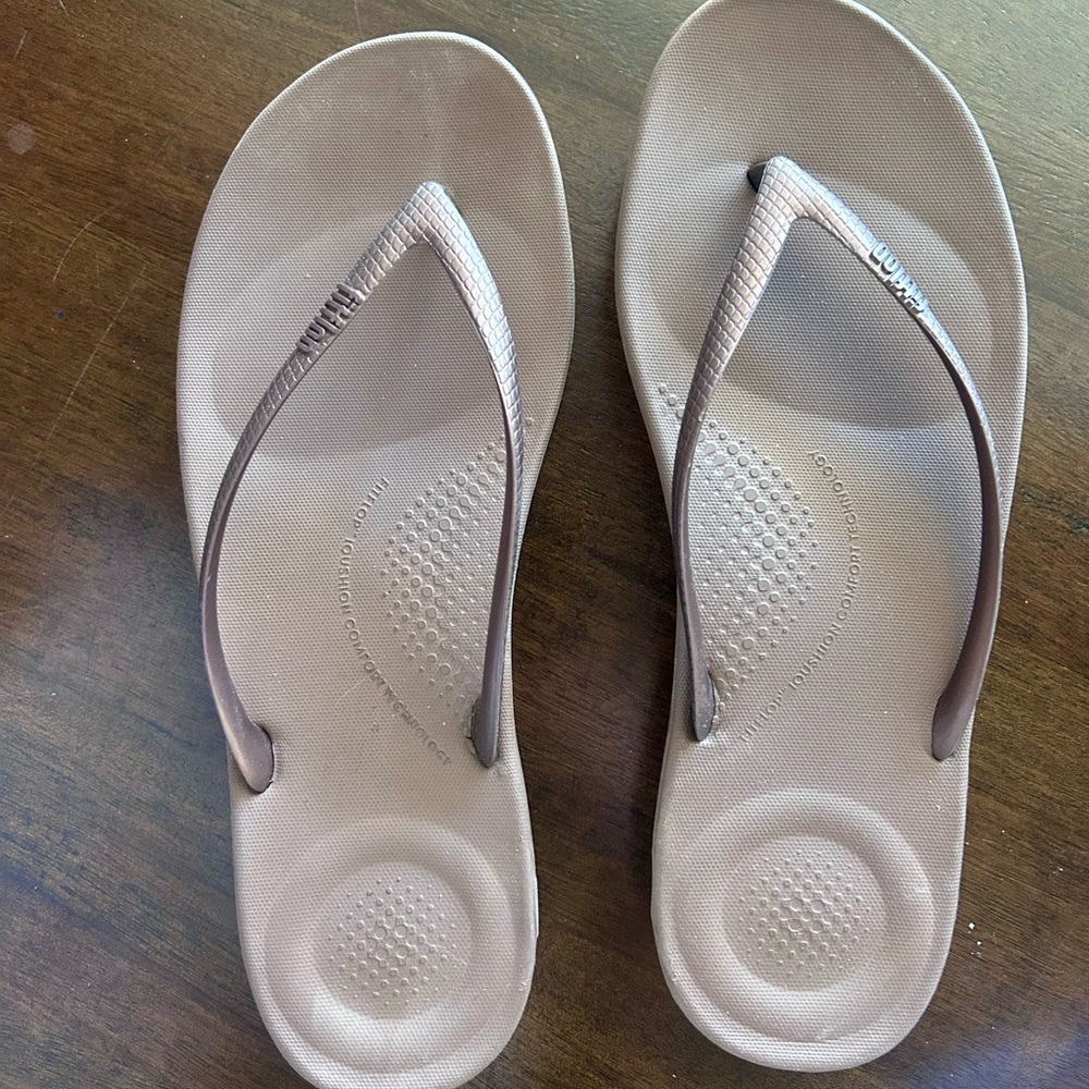 Ergonomic Fit Flops